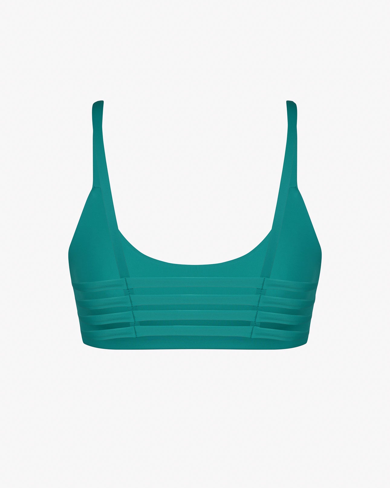 Das Sassy Bikini Oberteil Reversibel von Main Design ist ein blaugrünes Bralette mit breiten Trägern und horizontalen Nähten vorne, hergestellt aus nachhaltigen Recyclingmaterialien, abgebildet auf einem schlichten weißen Hintergrund.