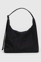 Bild von der BAGGU Nylon Shoulder Bag in der Farbe black