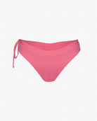 Die Blush Surf Bikinihose von Main Design verfügt über eine seitliche Schleife auf schlichtem weißem Hintergrund, ist aus chlorbeständigem Stoff gefertigt und bietet mit LSF 50+ hervorragenden Sonnenschutz.