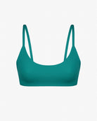 Das Sassy Bikini Oberteil Reversibel von Main Design ist ein blaugrünes Bralette-Oberteil mit dünnen Trägern und nahtloser Verarbeitung, gefertigt aus nachhaltigen Recyclingmaterialien, hier auf einem schlichten weißen Hintergrund abgebildet.