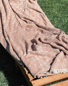 Nachhaltiges Coastal Breeze Leinen-Decke Strandtuch terracotta,  Main Design