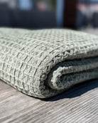 Nachhaltiges Haven Waffel Decke Strandtuch olive,  Main Design
