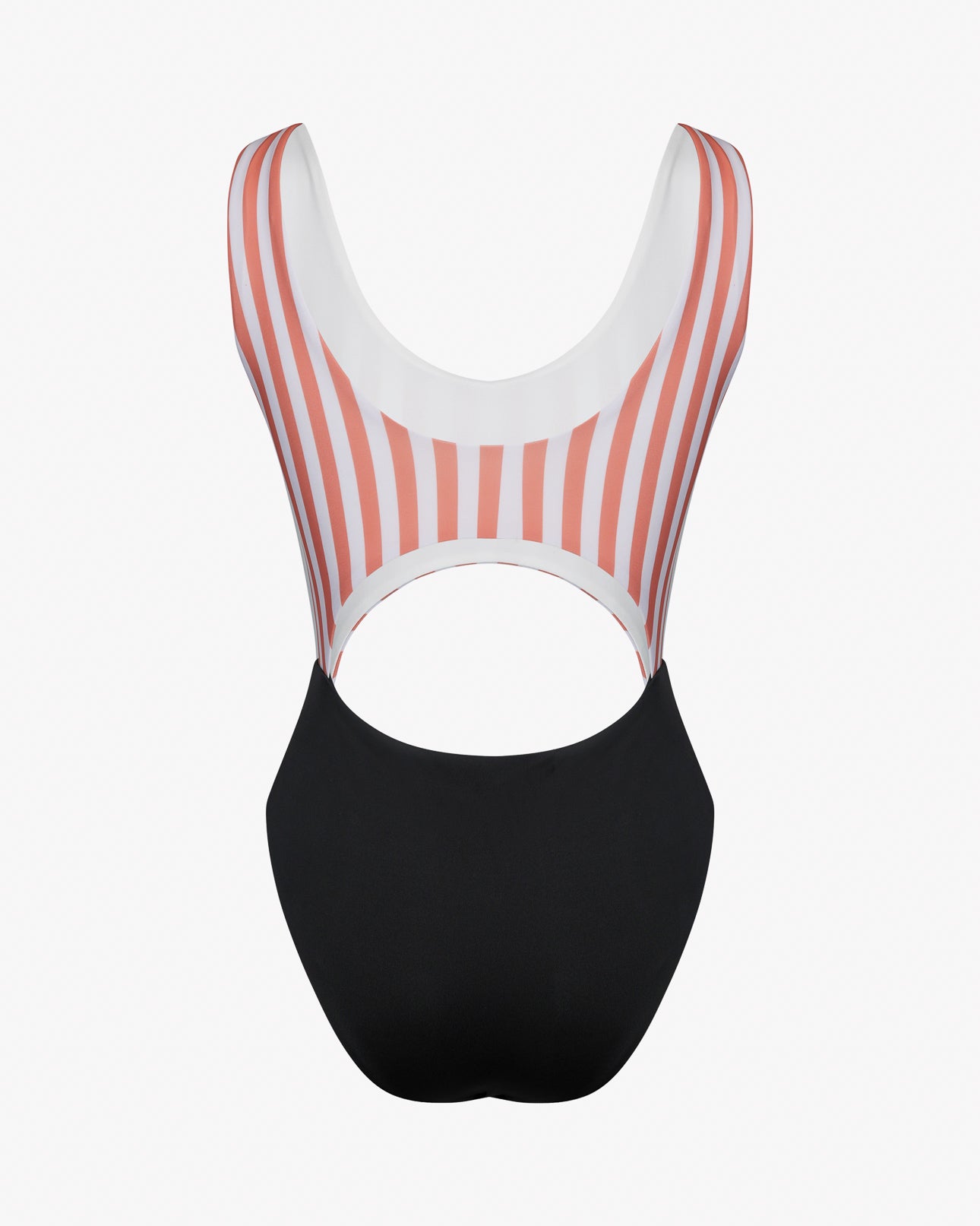 Der Nova Badeanzug von Main Design hat eine schwarze Unterseite, ein Oberteil mit vertikalen rosa und weißen Streifen, einen großen offenen Rückenausschnitt und ist aus chlorresistentem Stoff für dauerhaften Stil gefertigt.