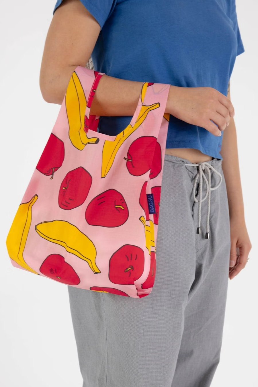 Baby BAGGU Tasche mit Äpfeln und Bananen drauf