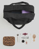 BAGGU Cosmetic Case: Offizielles BAGGU-Modellvideo zeigt das Packen und den Stauraum.