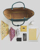 BAGGU Large Nylon Reversible Tote: Offizielles BAGGU-Modellvideo zeigt das Packen und den Stauraum. all-groups